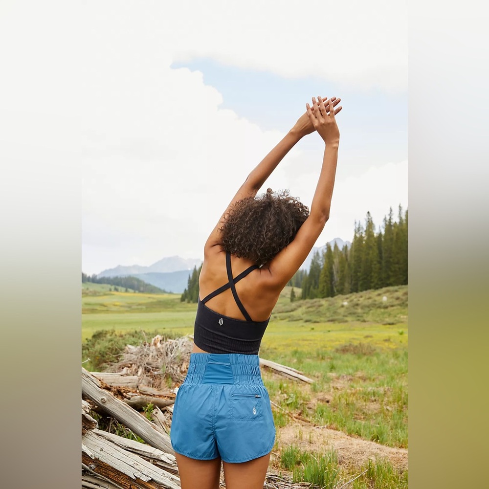 Free People Good Karma Crop Tank🖤 - Picture 4 of 5